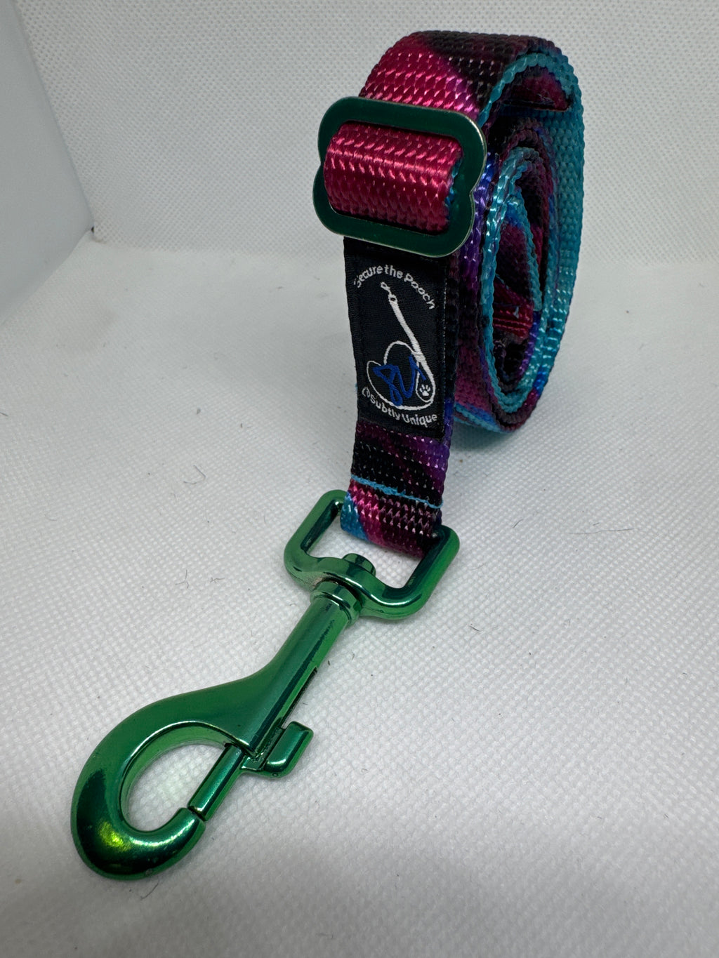 Secure the Pooch Vnyss Marz GRN MTL Patented Nekleash One of Kind eDual Use Convertible Key Lanyard Dog Leash ❤️🐶