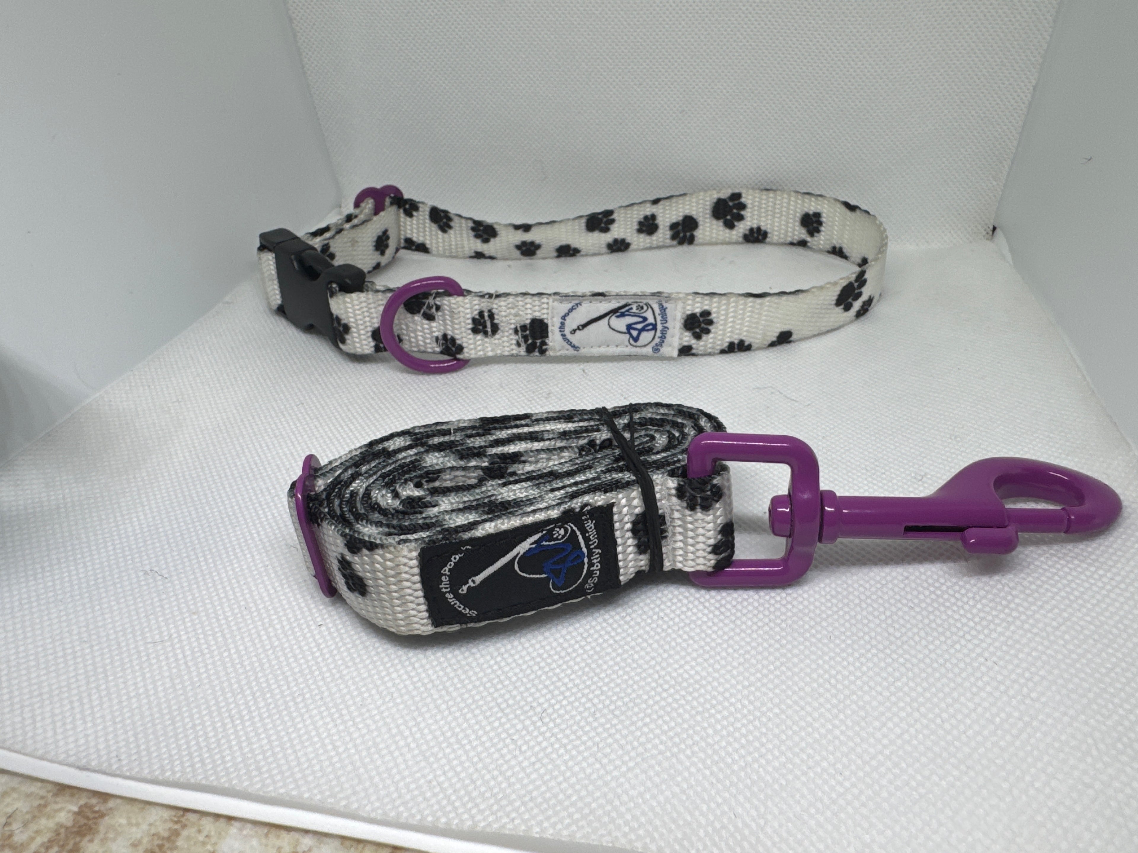 Exclusive Sets pawz BW PNK MTL Never  Look For The Leash Again, Wear It!!! Our patented dual use key lanyard is revolutionary !!!