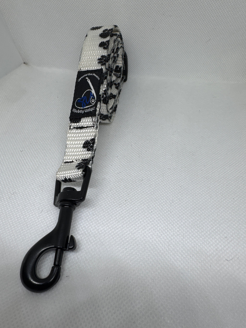 Signature BW Pawz Secure the Pooch mini snap hook NekLeash By Subtly Unique