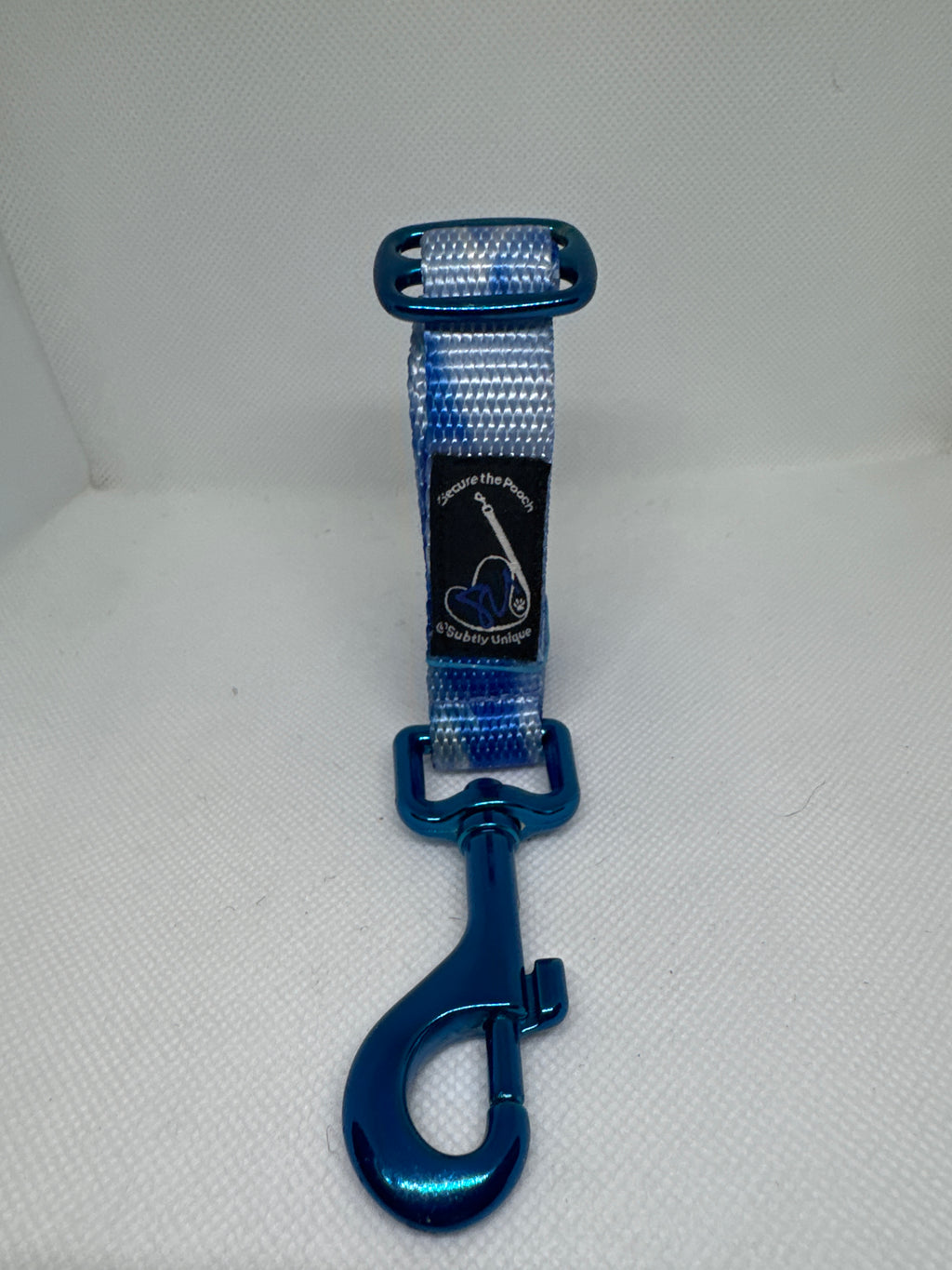 Exclusive Secure the Pooch Key Lanyard + Dog Collar Set Blu Porcelain & Blu MTL
