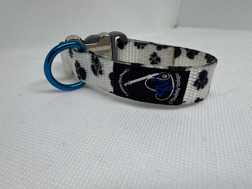 Mini faux pet collar Paws pattern set to go with our patented Secure the Pooch  Nekleash & adjustable pet collar for full statement 🐶❤️