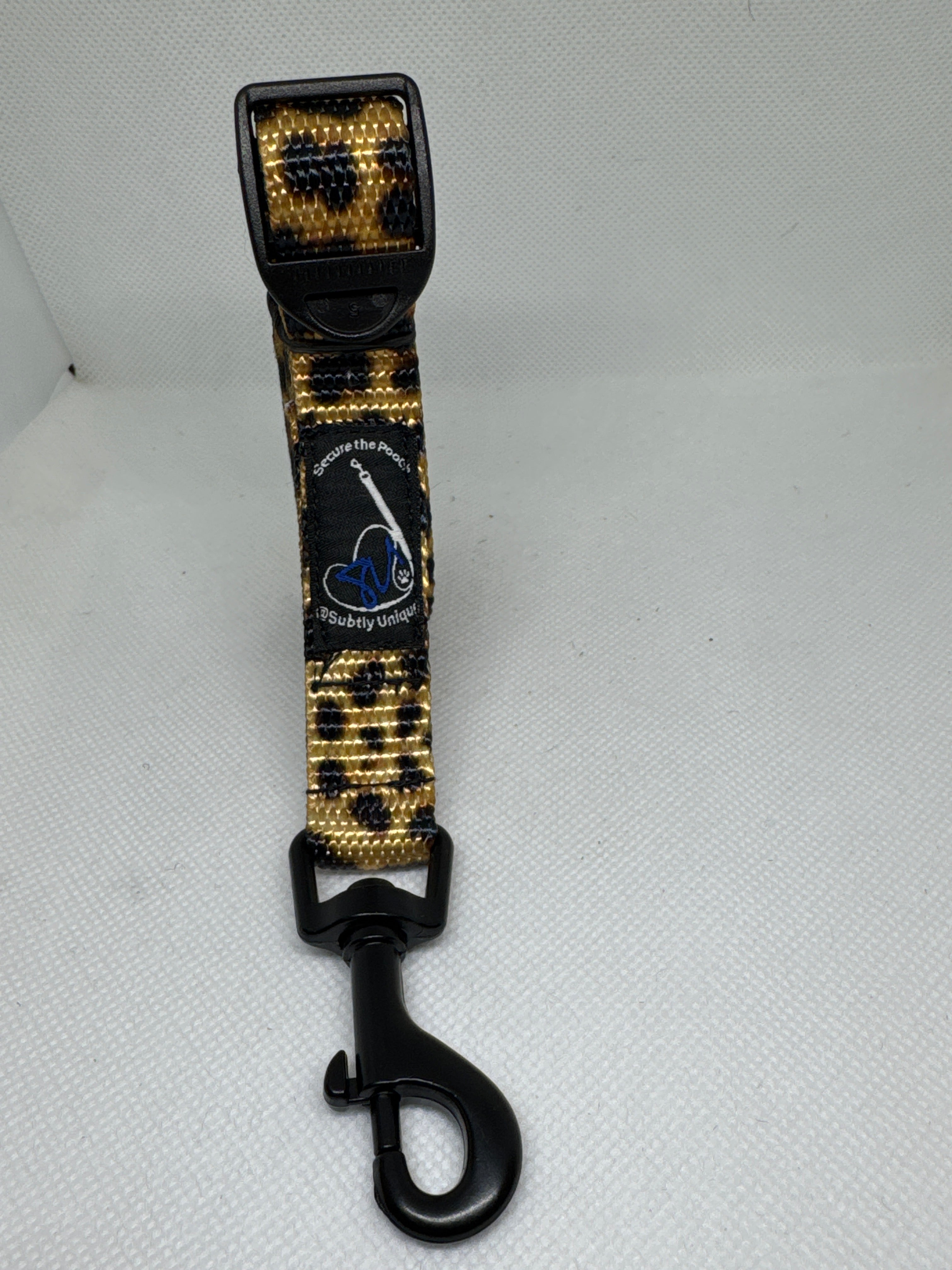 Cheetah Secure the Pooch Nekleash convertible key lanyard dog leash by Subtly Unique mini hook