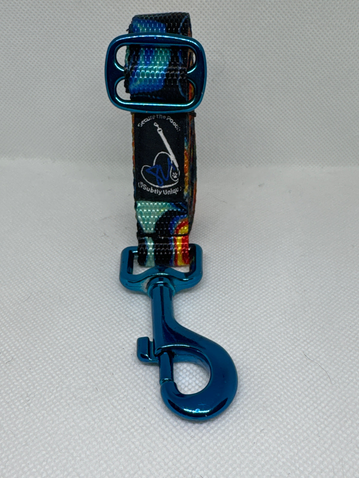 Marvel-Ous Blu Metal Dual Use Secure the Pooch Patented Convertible Key Lanyard Dog Leash