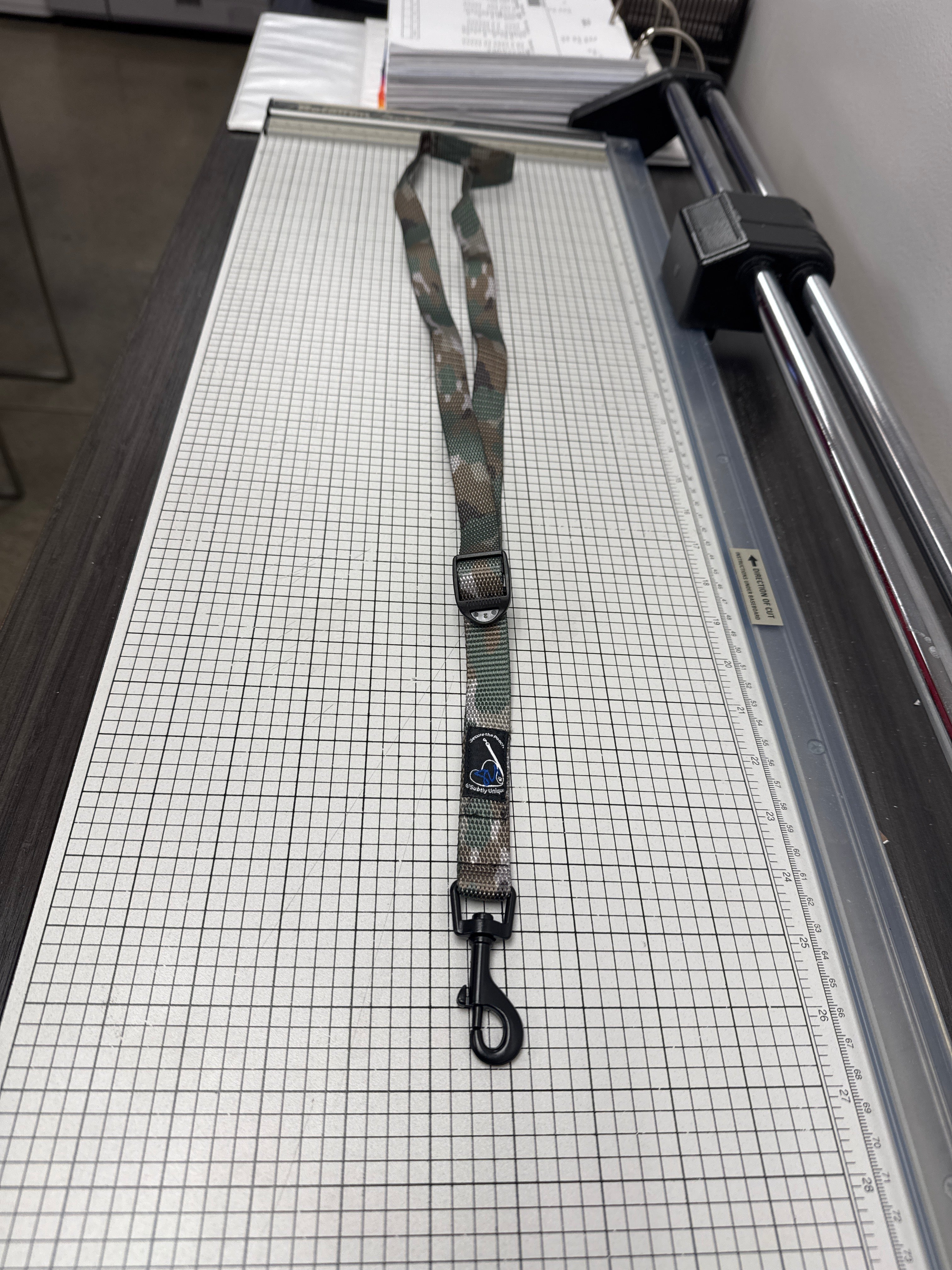 Tf Camo Secure the Pooch Nekleash by Subtly Unique mini hook