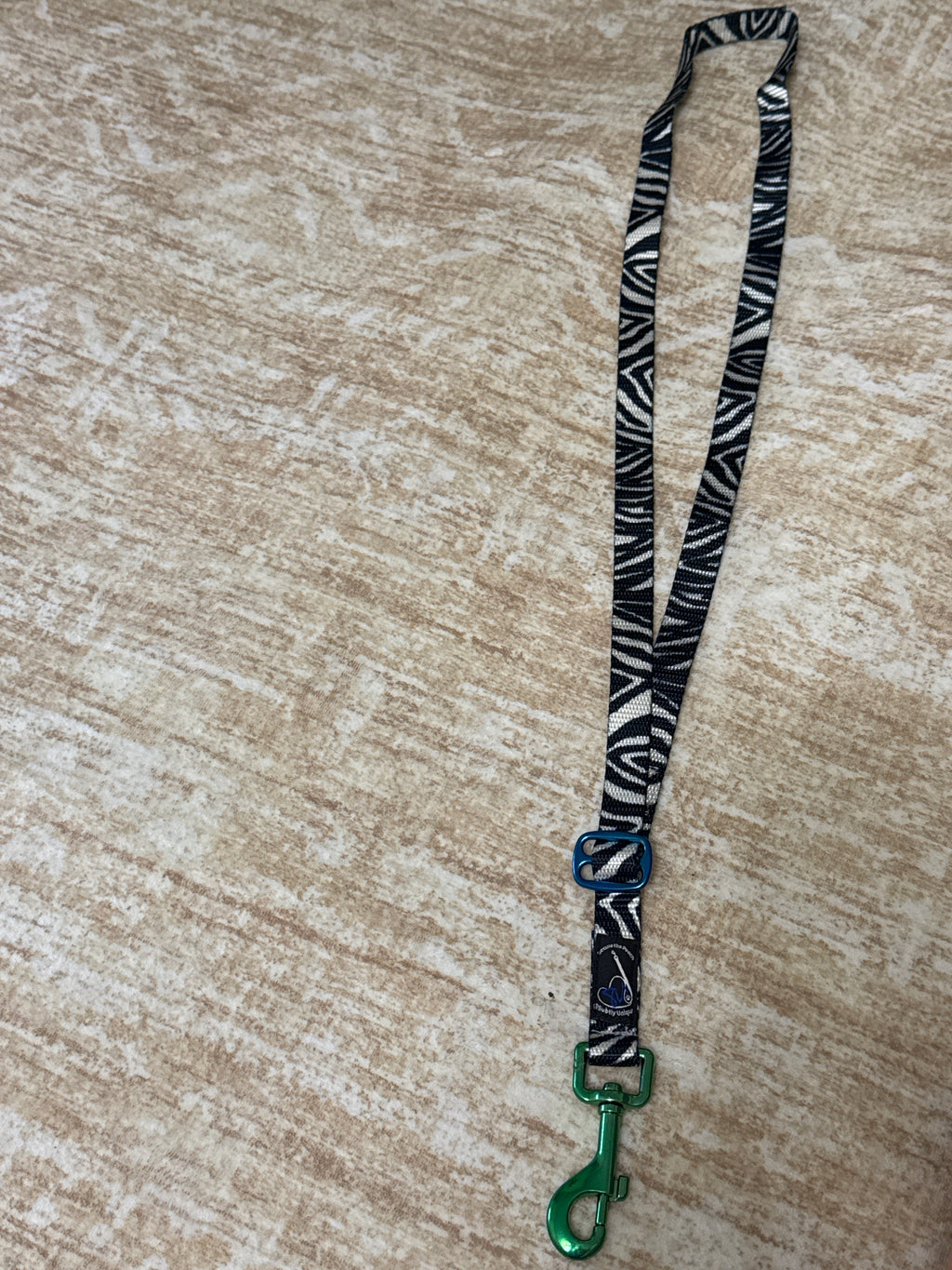 Secure the Pooch B+W Zebra Blu MTL Patented Nekleash One of Kind Dual Use Convertible Key Lanyard Dog Leash ❤️🐶 🐶 🐶