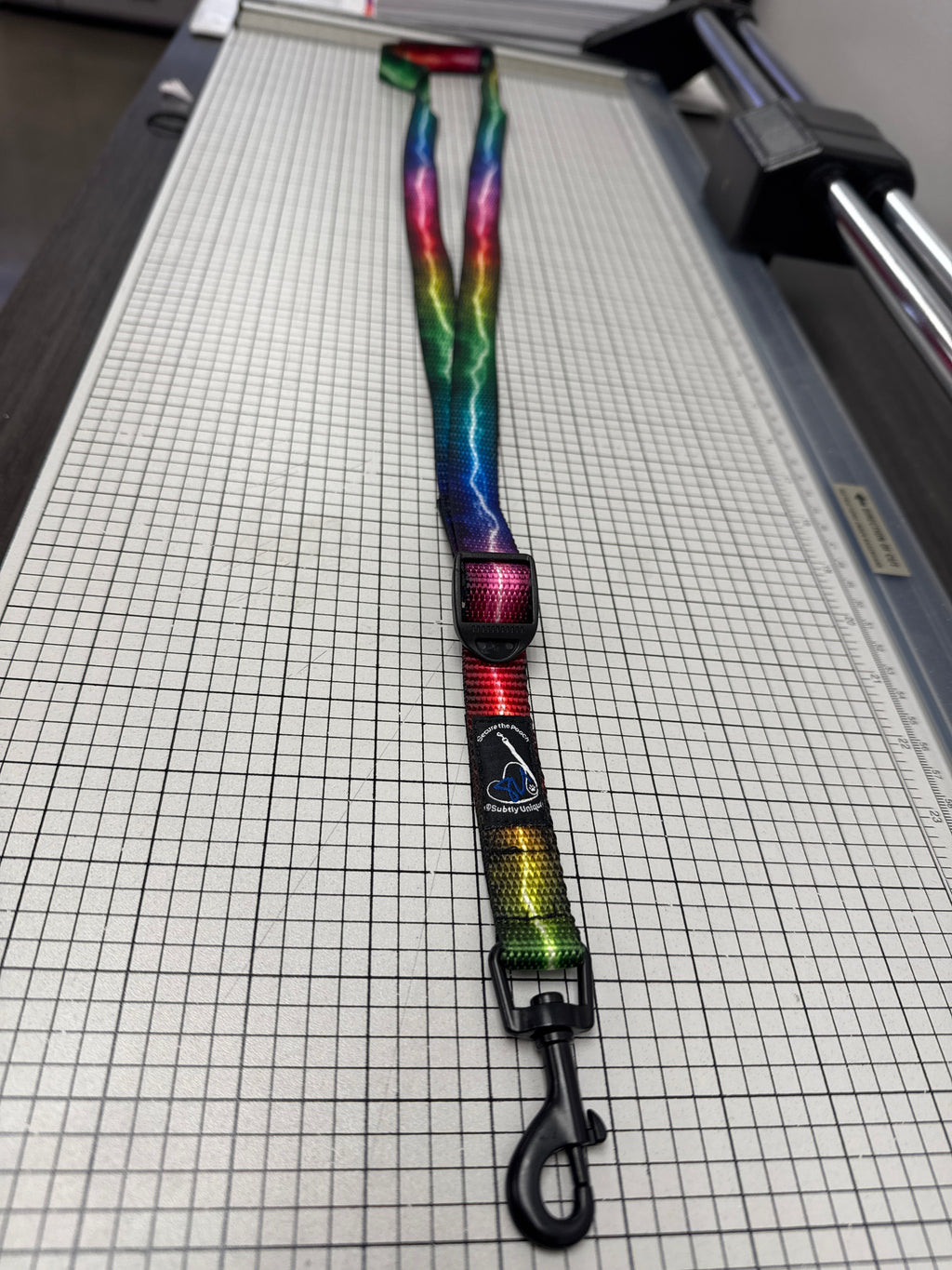 Electric Vibe Secure the Pooch  mini hook Nekleash by Subtly Unique
