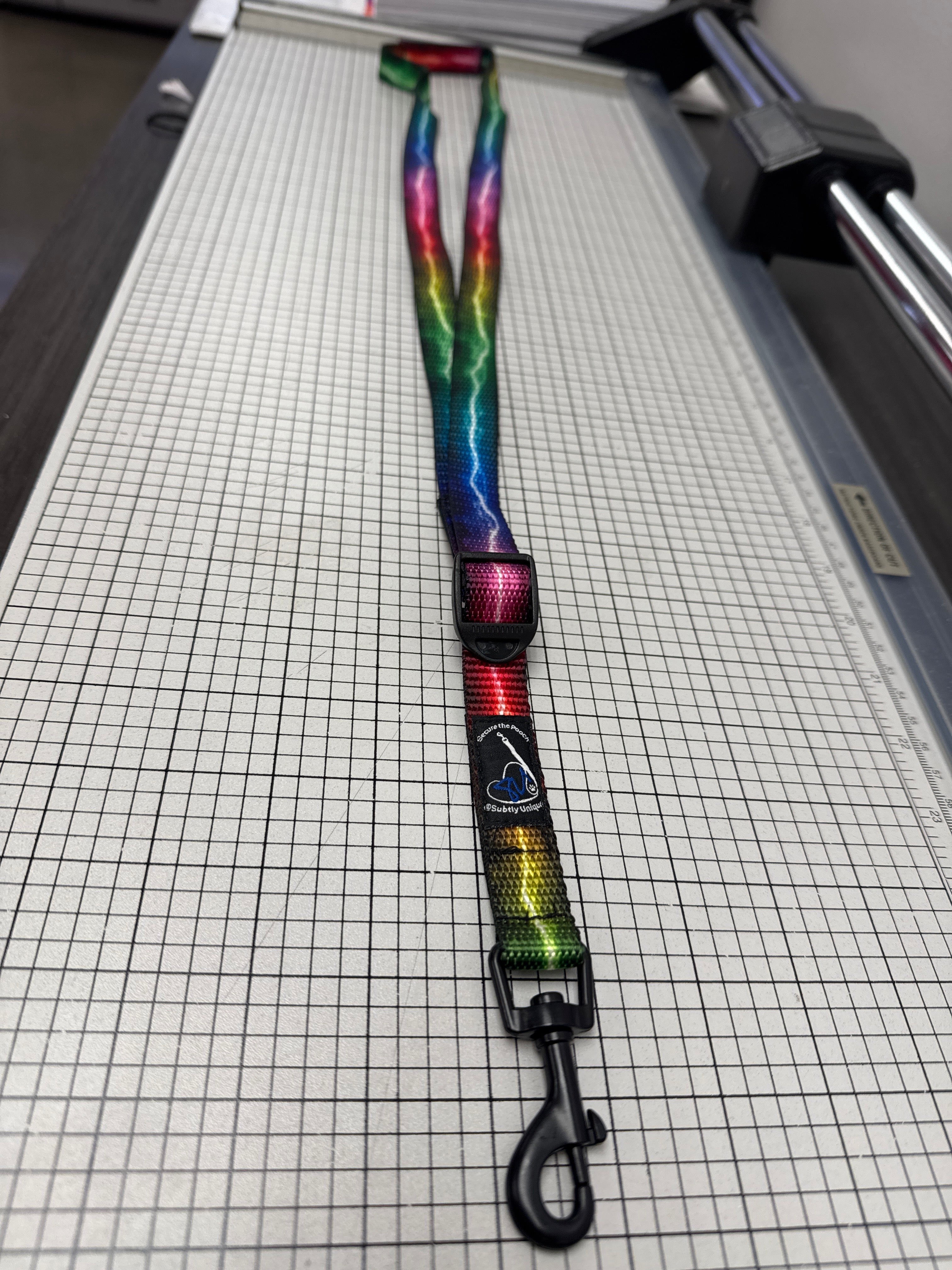 Electric Vibe Secure the Pooch  mini hook Nekleash by Subtly Unique