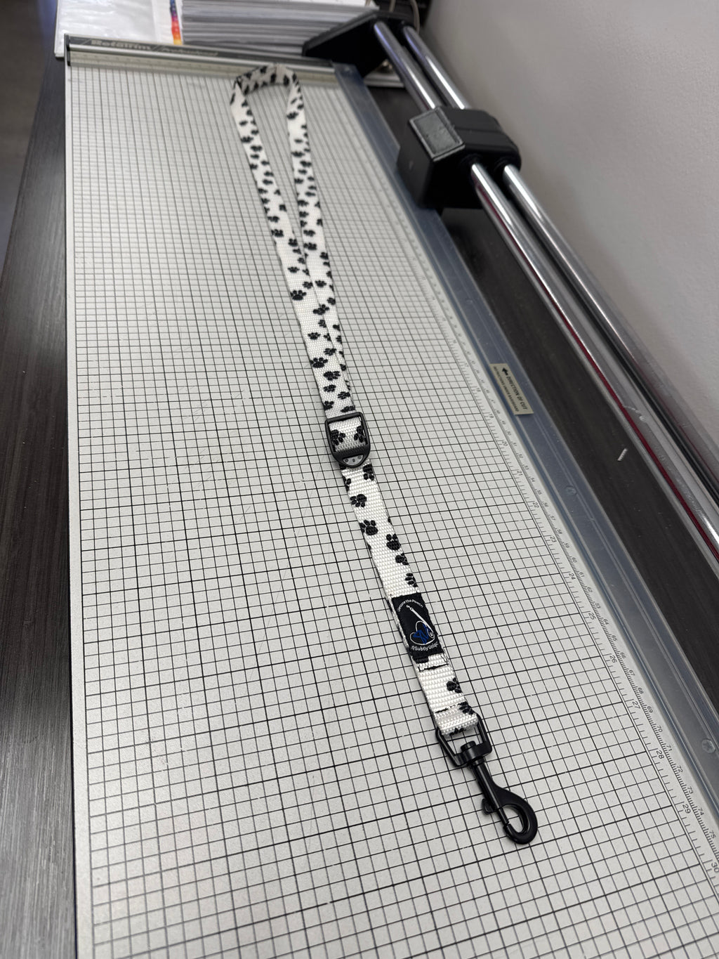 Signature BW Pawz Secure the Pooch mini snap hook NekLeash By Subtly Unique